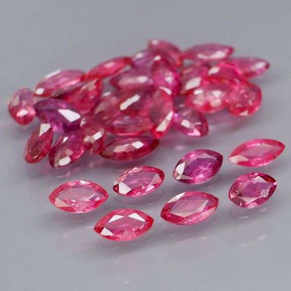 Amazing 5.19ct marquise cut Ruby set