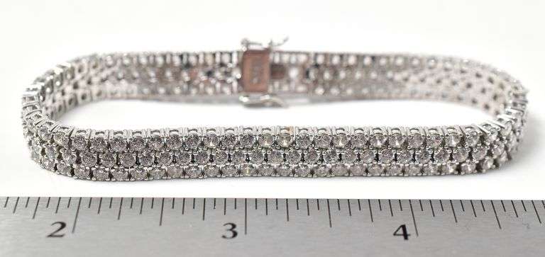 Cz Gemstone Tennis Bracelet in Sterling Silver. 25.4 grams.