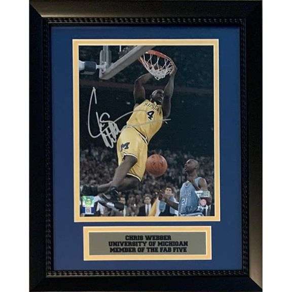 Chris Webber Autographed Michigan Fab 5 Photo with COA