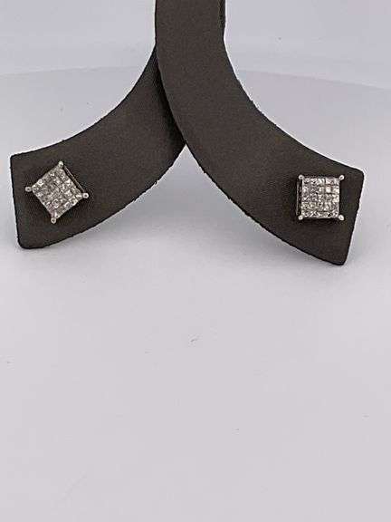 14K WHITE GOLD DIAMOND STUD EARRINGS