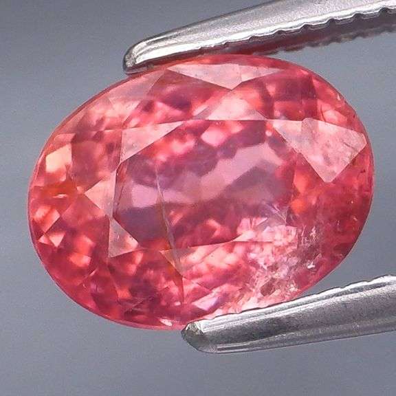 Top color 1.54ct glittering bubblegum pink Tourmaline!!