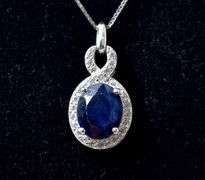 Genuine Stone Sapphire Necklace in Sterling Silver 5.7grams 18inch