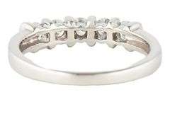 0.50ctw Round Diamond Five Stone Wedding Band Ring in Platinum