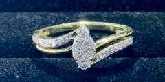 10K Yellow Gold Round Brilliant Cut Diamond Ring