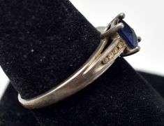 Small Blue Stone Ring in Sterling Silver 2.6grams Size 9
