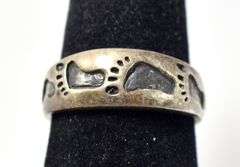 Foot Print Ring in Sterling Silver 4grams Size 7.5