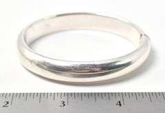 Hinged Bangle Bracelet in Sterling Silver. 21.2 grams.