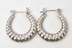 Ribbed Hoop Earrings in Sterling Silver 3.7grams