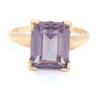 10kt Yellow gold emerald cut amethyst ring