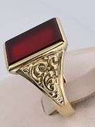 MEN'S 14K YELLOW GOLD RED ONYX RING