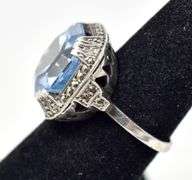 Gorgeous Light Blue Gemstone Ring in Sterling Silver 6.5grams Size 6 1/4