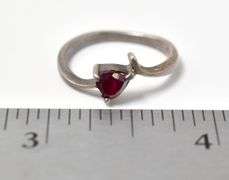Heart Shaped Small Stone Ring in Sterling Silver 2.1grams Size 6