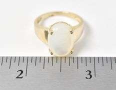 Priceless 14K Yellow Gold Mother of Pearl Ring