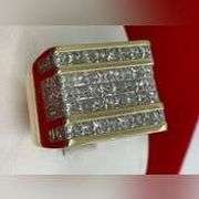 MEN'S CERTIFIED 14K YELLOW GOLD AND DIAMOND RING. 6.00 CARATS