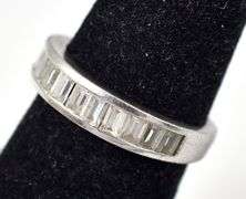 Stone Set Band Ring in Sterling Silver 3.2grams Size 4 3/4