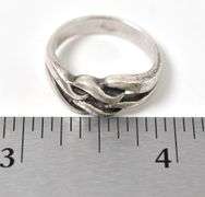 Wave Band Ring in Sterling Silver 4.6grams Size 6 3/4