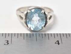 Oval Cut Light Blue Gemstone Ring in Sterling Silver 5.4grams Size 8.5
