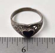 Onyx Heart Shaped Ring in Sterling Silver 3.2grams Size 8 3/4