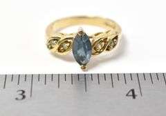 Small Oval Cut Blue Stone Ring in Sterling Silver 3.1grams Size 6 1/4