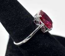 Bright Pink Stone Ring in Sterling Silver 3.5grams Size 8 3/4