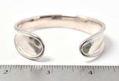 Solid Tapered Band Cuff Bracelet in Sterling Silver 39.9grams
