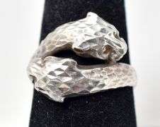Double Headed Big Cat Ring in Sterling Silver 3.5grams Size 7.5