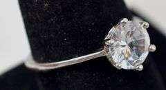 CZ Stone Ring in Sterling Silver 2.5grams Size 8.5