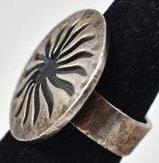 Spiraled Star Ring in Sterling Silver 9grams Size 5 1/2