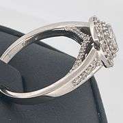 CERTIFIED BRAND NEW LADIES DIAMOND RING