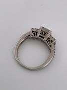 CERTIFIED 14K WHITE GOLD DIAMOND RING