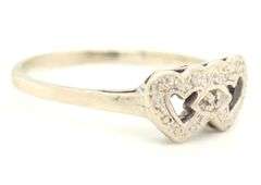 10kt White gold heart shaped ring