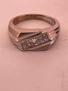 Men’s certified 18k white gold diamond ring