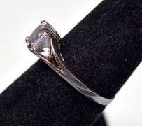 Purple Three Stone Ring in Sterling Silver 2.4grams Size 6.5