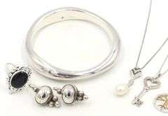 Group lot of Vintage 925 sterling silver miscellaneous jewelry