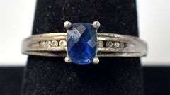 Small Blue Stone Ring in Sterling Silver 2.6grams Size 9