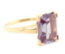 10kt Yellow gold emerald cut amethyst ring