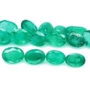 Bright emerald green 11.65ct 15pc emerald set