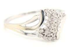 10kt White gold diamond cluster ring