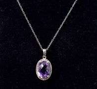 Oval Amethyst Necklace in Sterling Silver 3.8grams 18inch