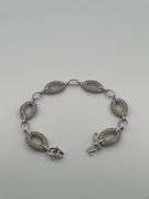 CERTIFIED BRAND NEW 14K WHITE GOLD AND DIAMOND LINK BRACELET.