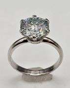 Ladies Sparkling 3.75 Ct VVs1 White E-F Simulated Lab Diamond  Ring