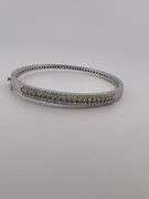 CERTIFIED BRAND NEW 14K WHITE GOLD DIAMOND BANGLE BRACELET