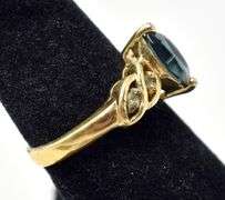 Small Oval Cut Blue Stone Ring in Sterling Silver 3.1grams Size 6 1/4