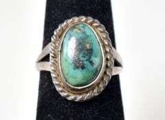 Tasteful Turquoise Ring in Sterling Silver