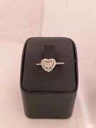 CERTIFIED 18K WHITE GOLD DIAMOND RING