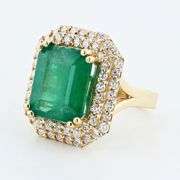 18K YELLOW GOLD EMERALD AND DIAMOND RING 10.06 C.T.W.