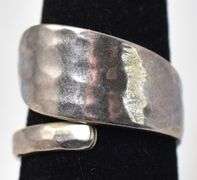 Twist Band Ring in Sterling Silver 5.9 grams Size 7