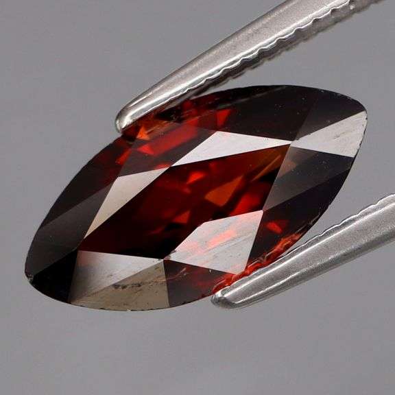 Collectors! 2.02ct VS natural Imperial Red Zircon!