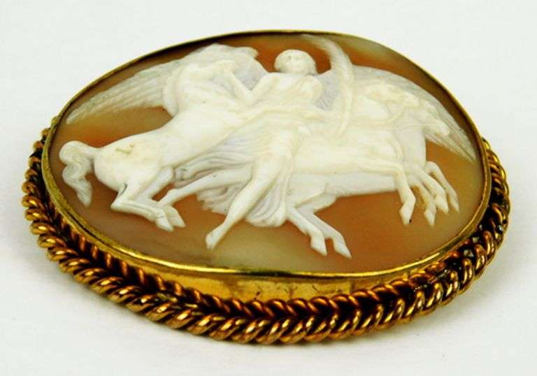 Large Nike & the Horses of the Sun Antique Cameo Brooch