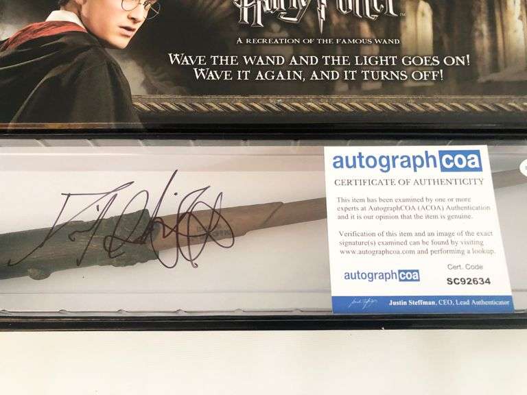 Daniel Radcliffe Autographed Harry Potter Illuminating Wand Display ACOA